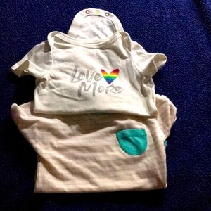 Cat & Jack baby boy onesie set